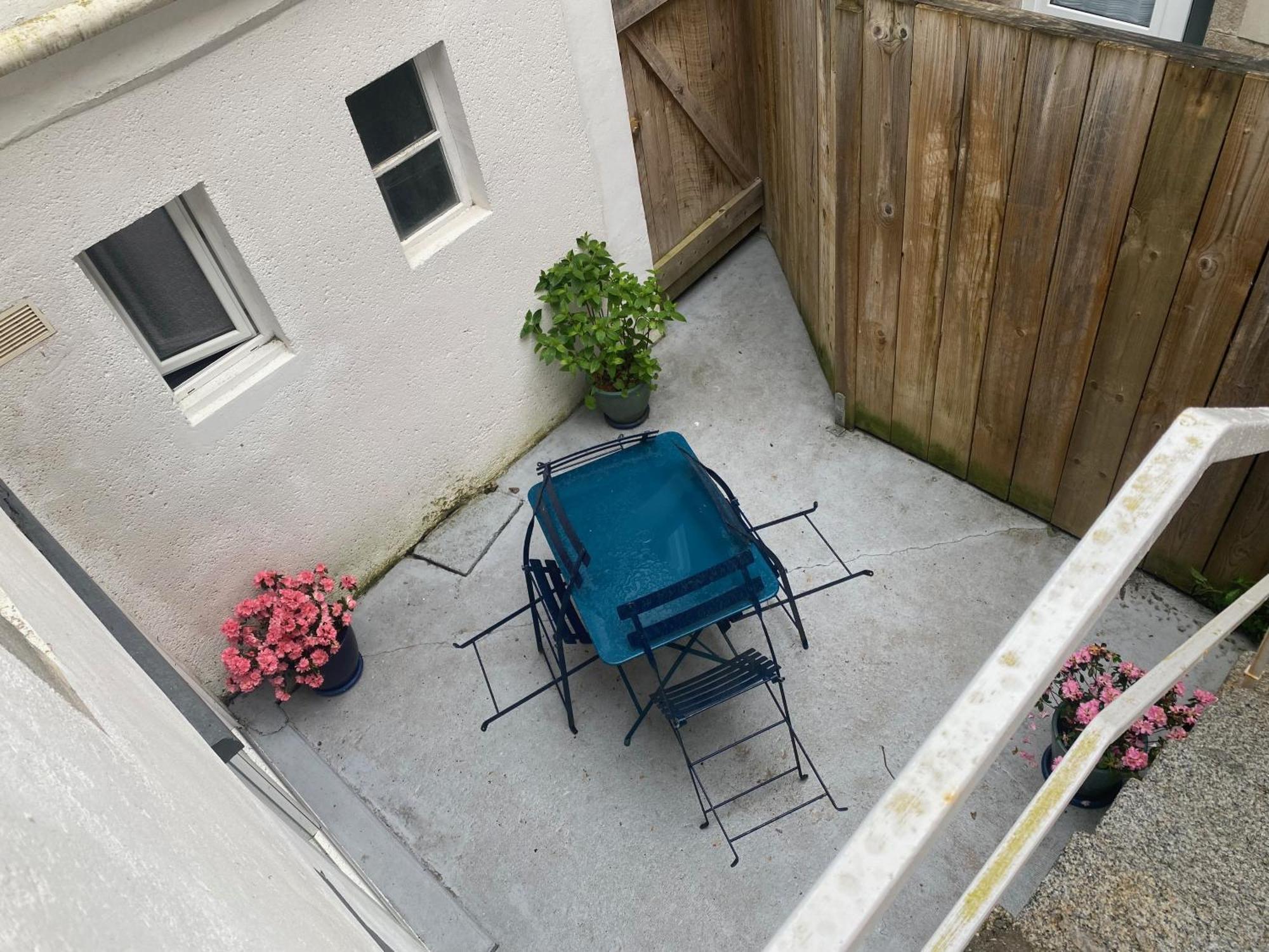 Maisonnette De Charme Avec Cour Privative Haute-Ville Granville Exterior foto